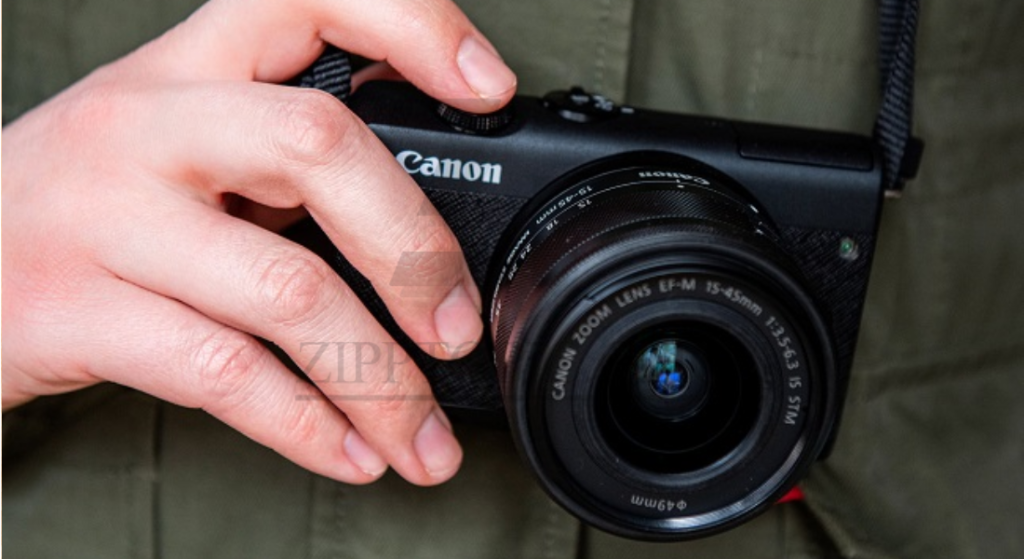 Canon EOS M200